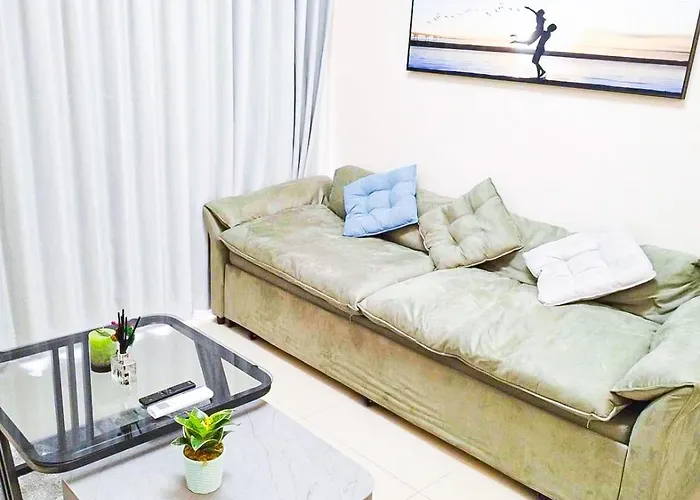 Cozy 3br Near Airport And Okada Апартаменты *