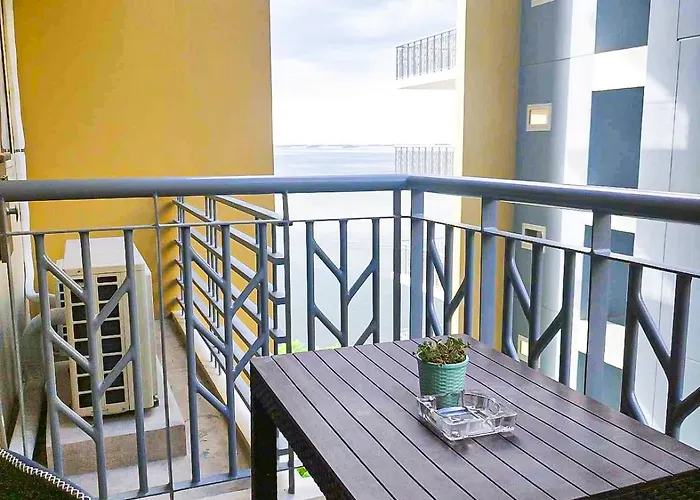 Cozy 3br Near Airport And Okada Апартаменты Манила